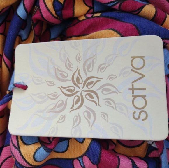 Satva NWT Swirl Tile Print Organic Cotton Ladies Medium w/Cutouts - Picture 5 of 5